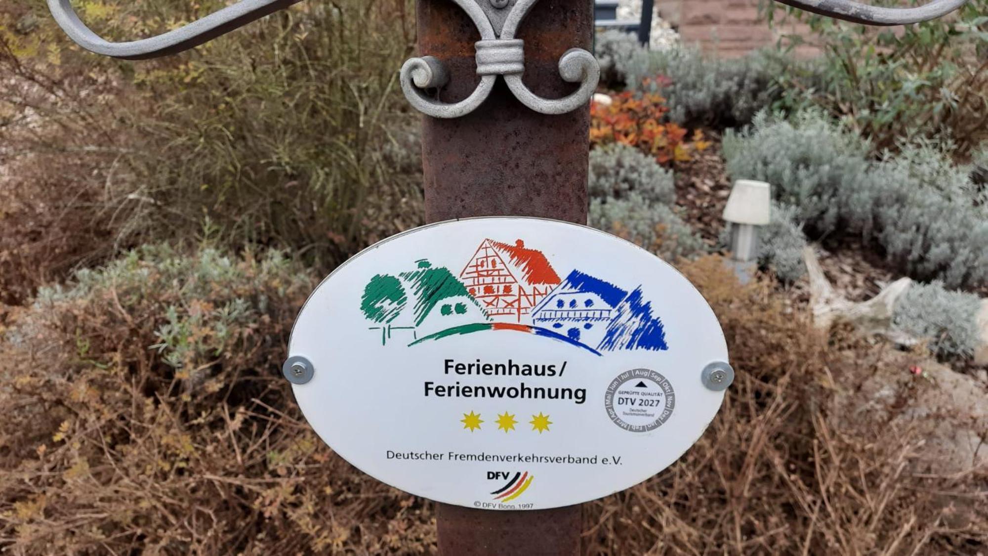 Ferienwohnung Pint Bickendorf Bagian luar foto